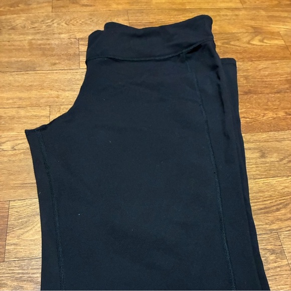 Women’s Black Yoga Exercise Workout Pants - Picture 1 of 11
